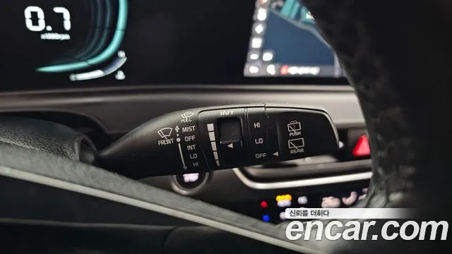 Kia Seltos New — Фото автомобиля 28