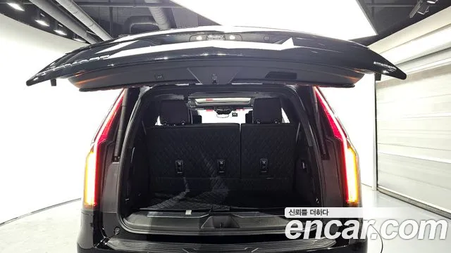 Cadillac Escalade Escalade 5 поколение — Фото автомобиля 19