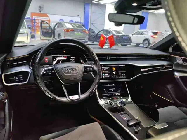 Audi A6L — Фото автомобиля 3