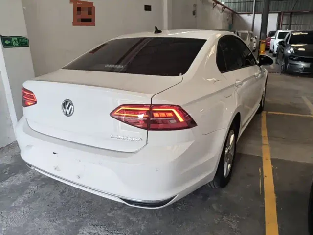 Volkswagen Lamando — Фото автомобиля 6