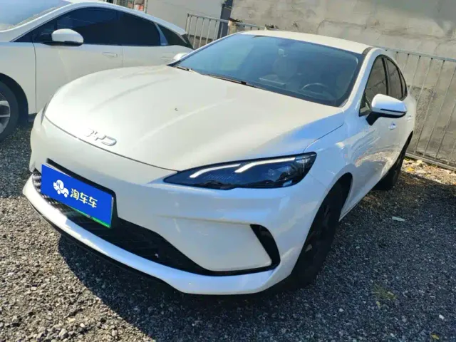 Фотография автомобиля — BYD Seal 05 DM-i