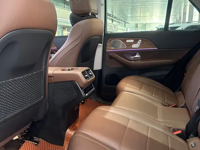 Mercedes-Benz GLE-Class — Фото автомобиля 6
