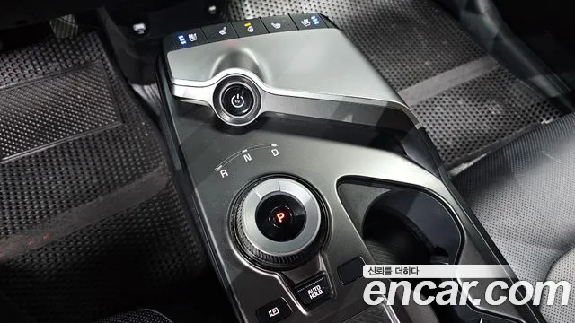 Kia EV6 — Фото автомобиля 9