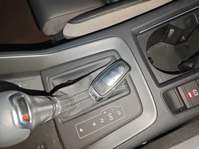 Audi Q3 — Фото автомобиля 8