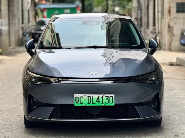 Xpeng P5 — Фото автомобиля 2