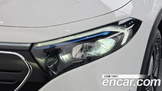 Mercedes-Benz EQB X243 — Фото автомобиля 7