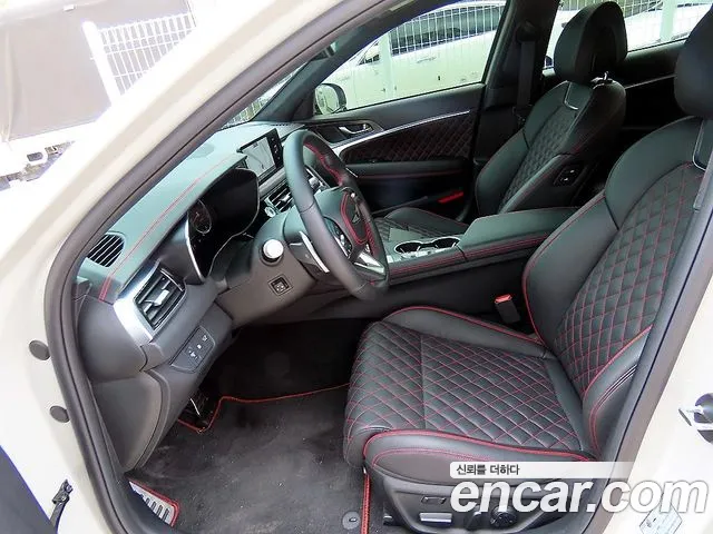 Genesis G70 Новый G70 Бензин 3.3T 4WD — Фото автомобиля 5