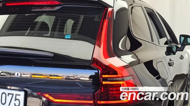 Volvo XC60 2nd Gen — Фото автомобиля 8