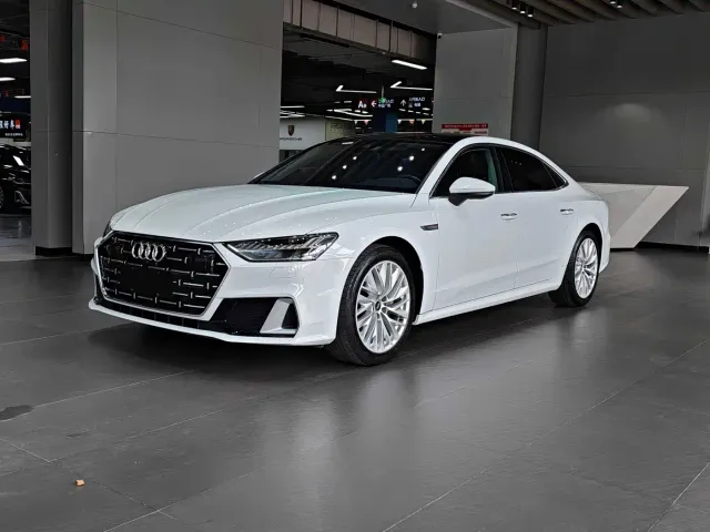 Фотография автомобиля — Audi A7L