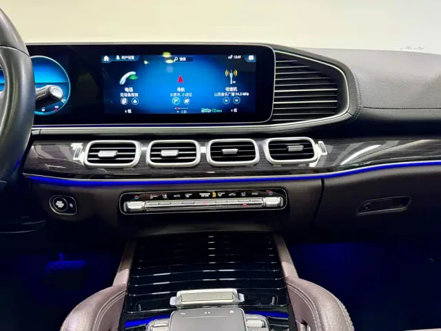 Mercedes-Benz GLE-Class — Фото автомобиля 27
