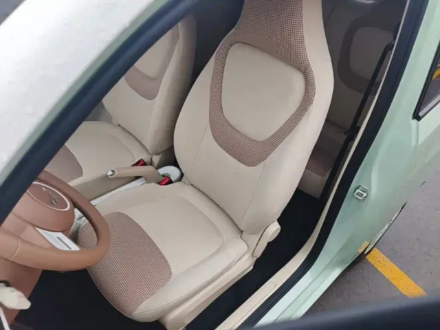 Wuling Hongguang Mini EV — Фото автомобиля 14