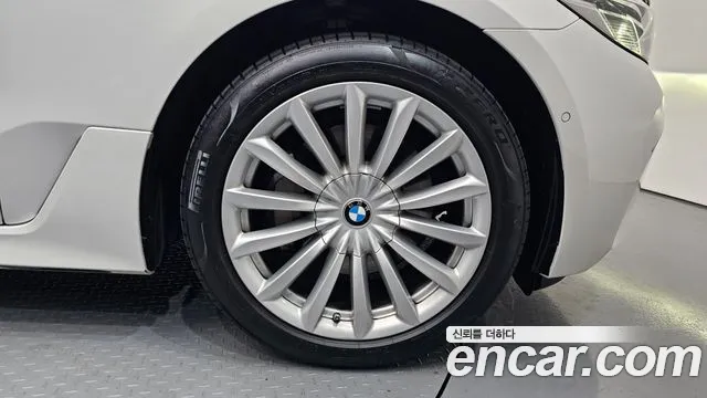 BMW Gran Turismo — Фото автомобиля 5