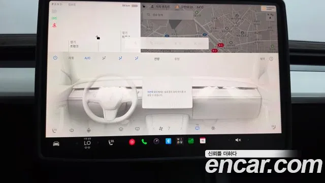 Tesla Model Y — Фото автомобиля 11