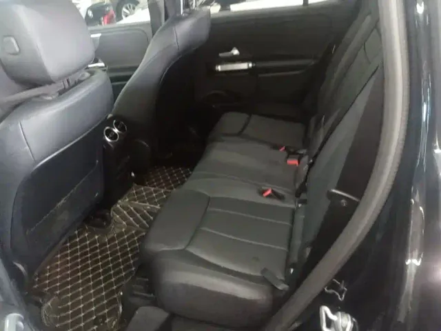 Mercedes-Benz GLB-Class — Фото автомобиля 12