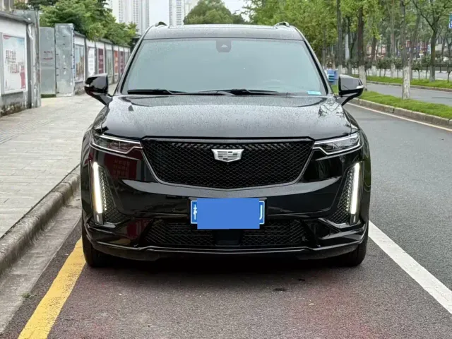 Cadillac XT6 — Фото автомобиля 2