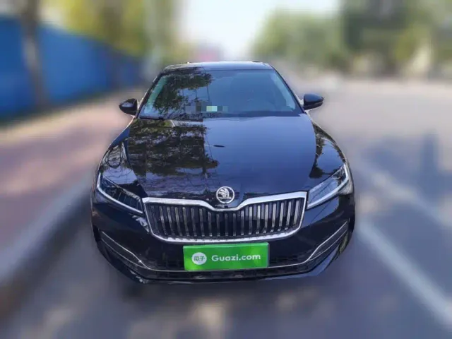Škoda Superb 2024 TSI280 DSG Premium Edition — Фото автомобиля 2