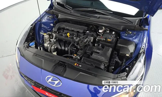 Hyundai Avante — Фото автомобиля 9