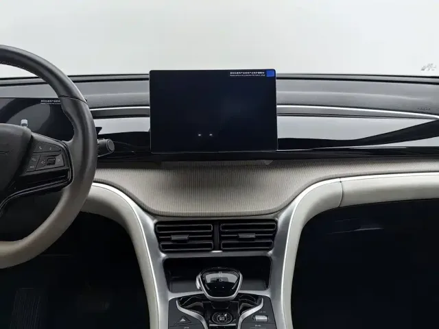 BYD Song Pro — Фото автомобиля 12