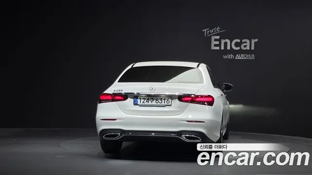 Mercedes-Benz E-Class W213 — Фото автомобиля 4