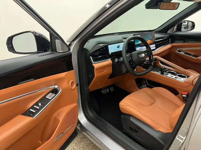 Geely Boyue — Фото автомобиля 15