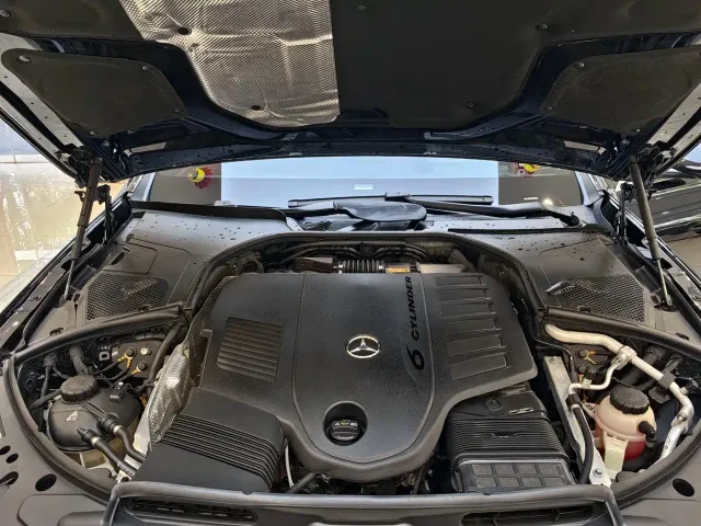 Mercedes-Benz S-Class — Фото автомобиля 17