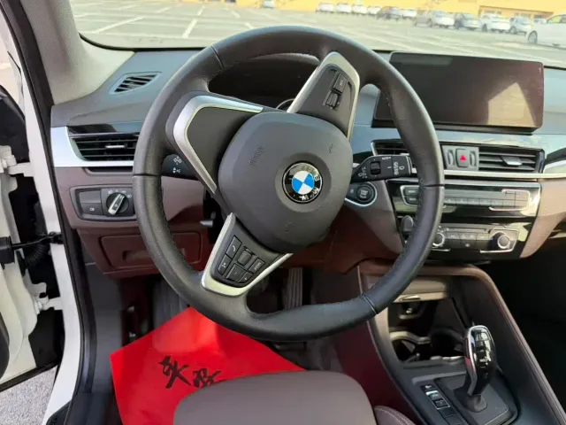 BMW X1 — Фото автомобиля 9