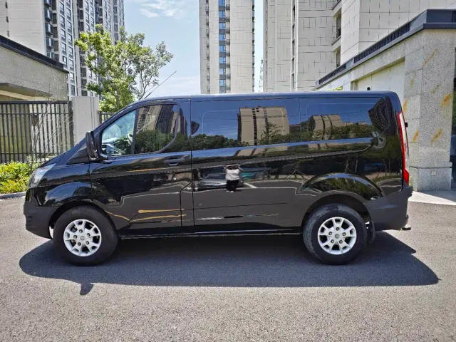 Ford Transit — Фото автомобиля 14