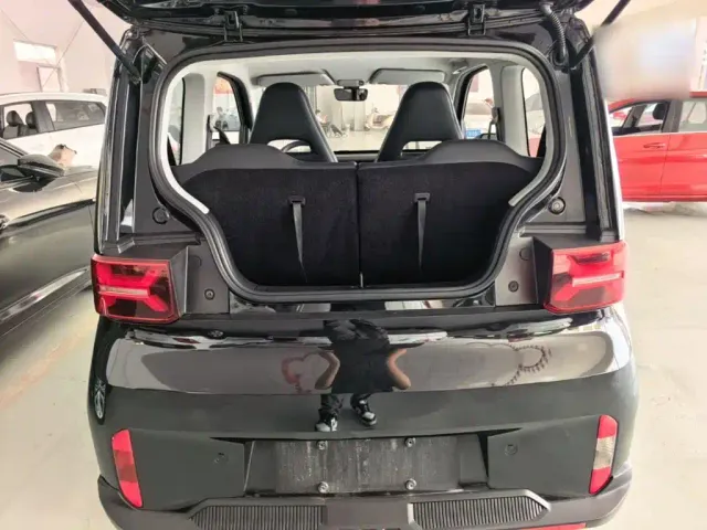 Wuling Hongguang Mini EV — Фото автомобиля 18