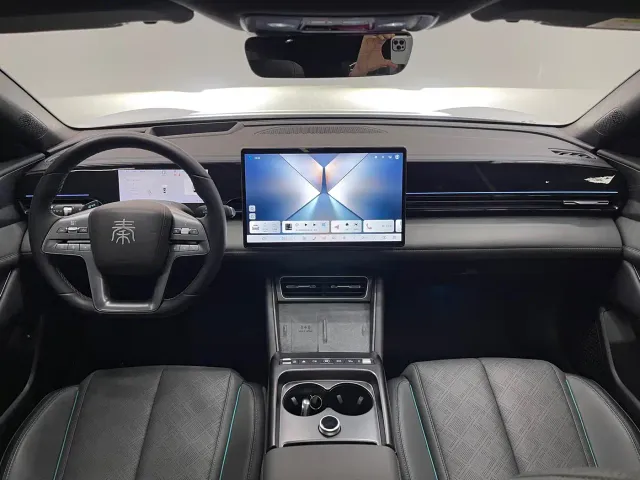 BYD Qin L — Фото автомобиля 6