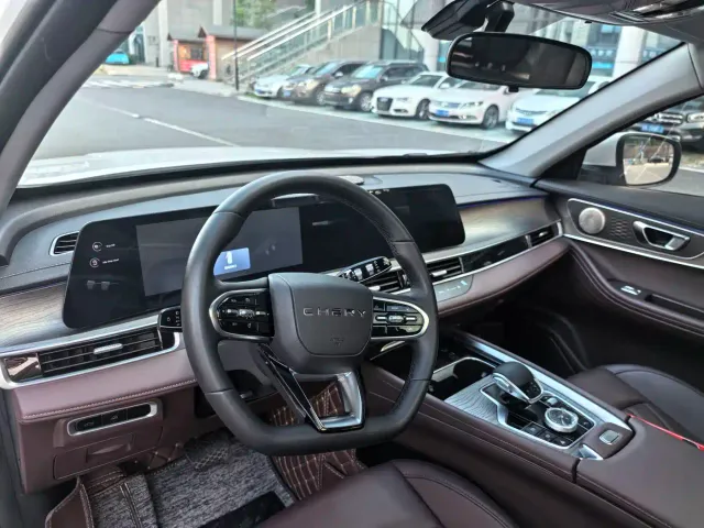 Chery Tiggo 8 PLUS — Фото автомобиля 12