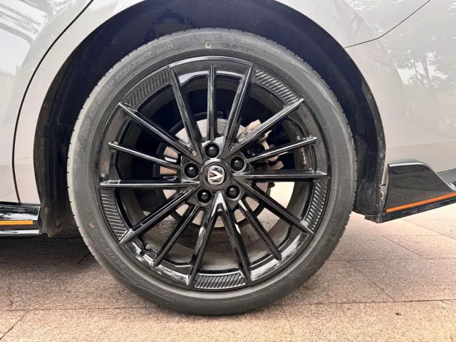 Changan Changan UNI-V 2022 1.5T Excellence — Фото автомобиля 7