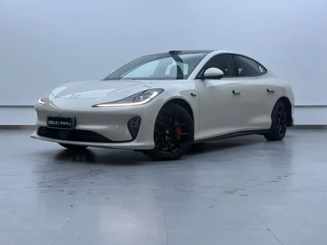 Фотография автомобиля — IM Motors L6