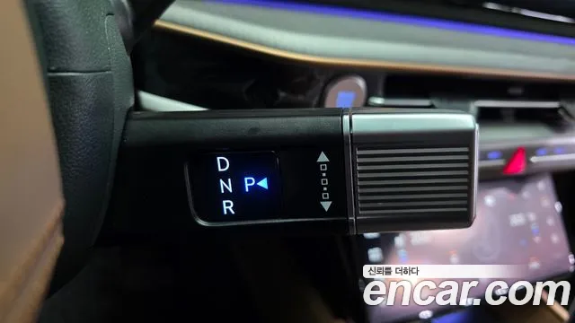 Hyundai Grandeur Grandeur (GN7) 2.5 Бензин 2WD — Фото автомобиля 8