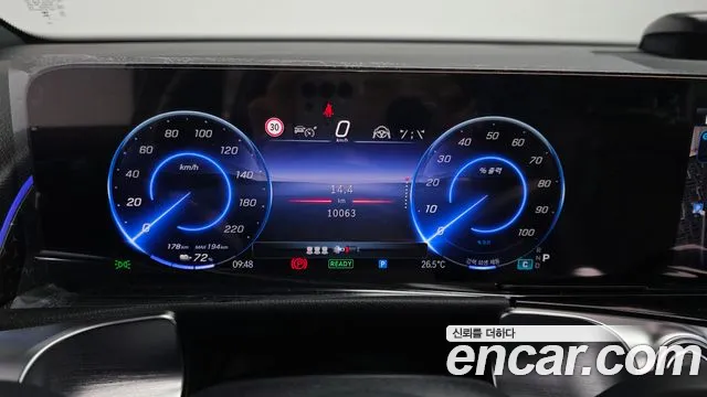 Mercedes-Benz EQB X243 — Фото автомобиля 8