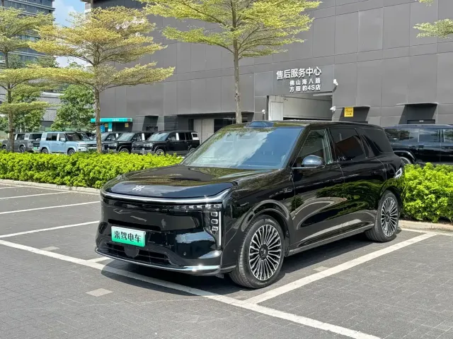 Фотография автомобиля — IM Motors LS8