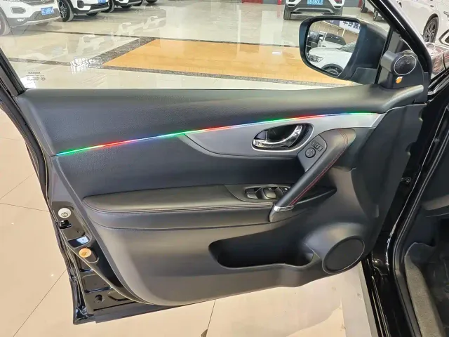 Nissan Qashqai — Фото автомобиля 7