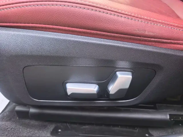 BMW 3 Series — Фото автомобиля 8