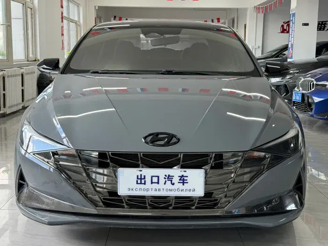 Hyundai Elantra — Фото автомобиля 2