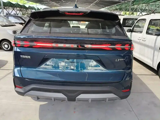 Geely Galaxy L7 — Фото автомобиля 5