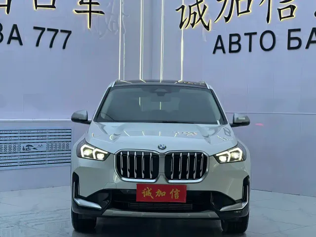BMW X1 — Фото автомобиля 2