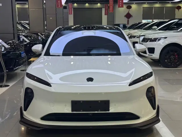 Nio ET5 Touring — Фото автомобиля 2