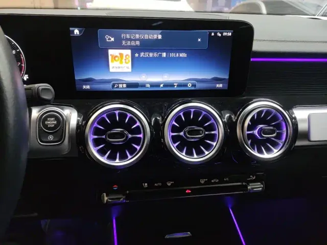 Mercedes-Benz GLB-Class — Фото автомобиля 12