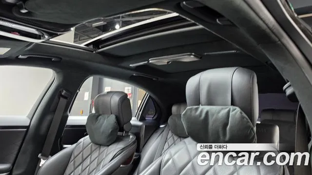 Mercedes-Benz S-Class — Фото автомобиля 16