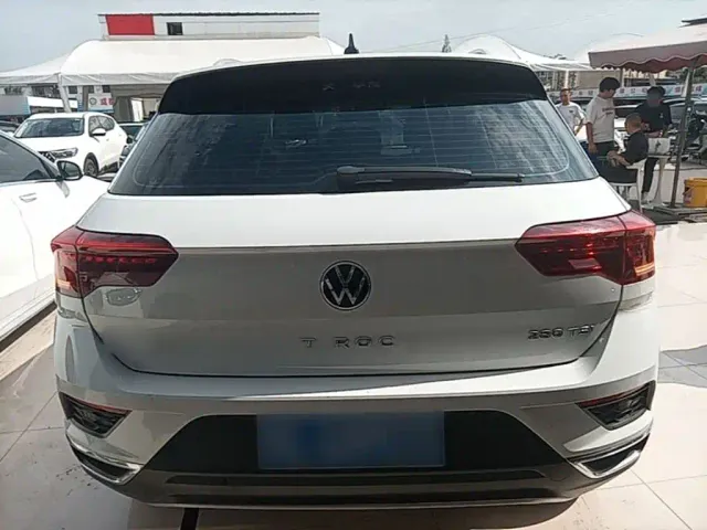 Volkswagen T-Roc — Фото автомобиля 5