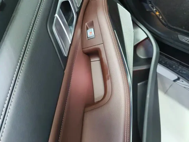 BMW X5 — Фото автомобиля 9