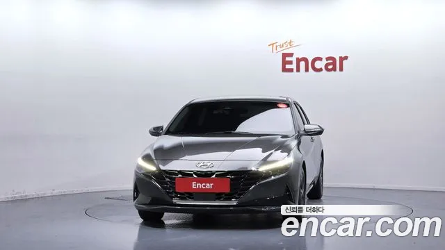Hyundai AVANTE Avante (CN7) — Фото автомобиля 3