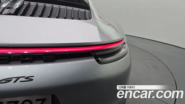 Porsche 911 — Фото автомобиля 23