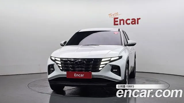 Hyundai Tucson Tucson (NX4) Дизель 2.0 2WD — Фото автомобиля 3