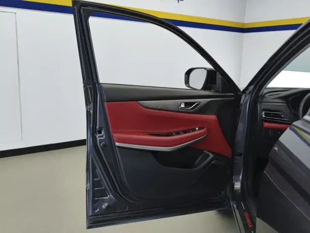 Changan CS75 — Фото автомобиля 7