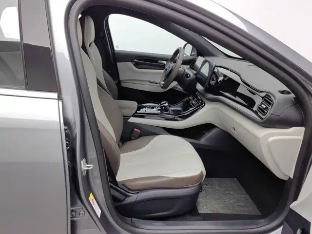 BYD Qin PLUS — Фото автомобиля 23
